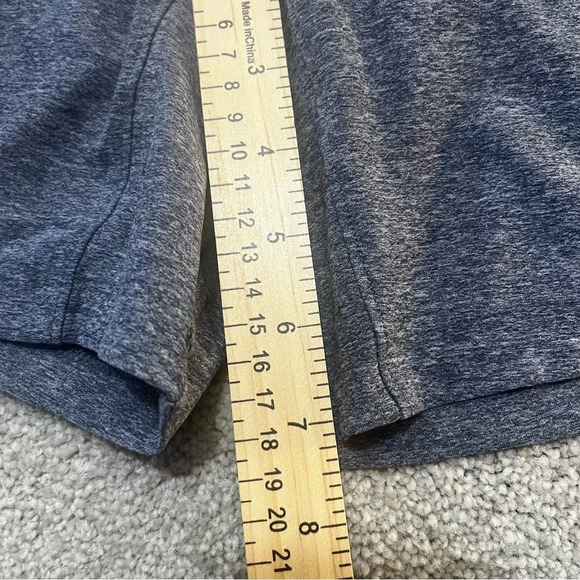 Rhone men’s shorts heather blue size XL - Picture 6 of 7